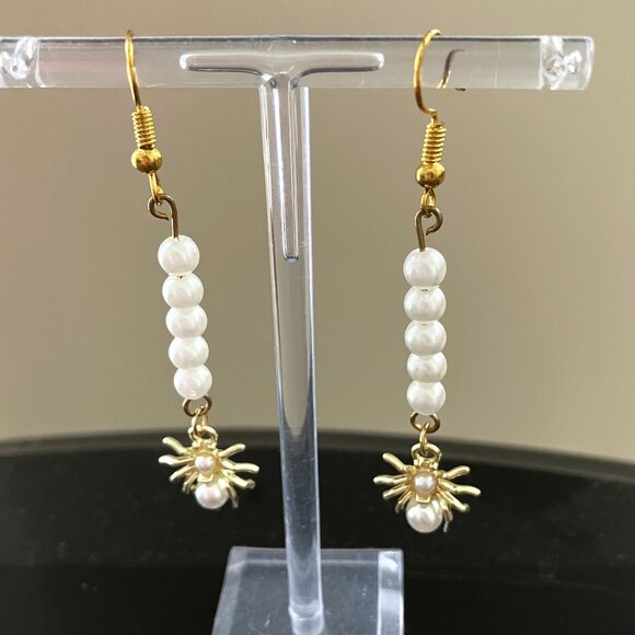 Pearl Spider Dangle Earrings For Halloween, Handmade - Picture 1 of 2